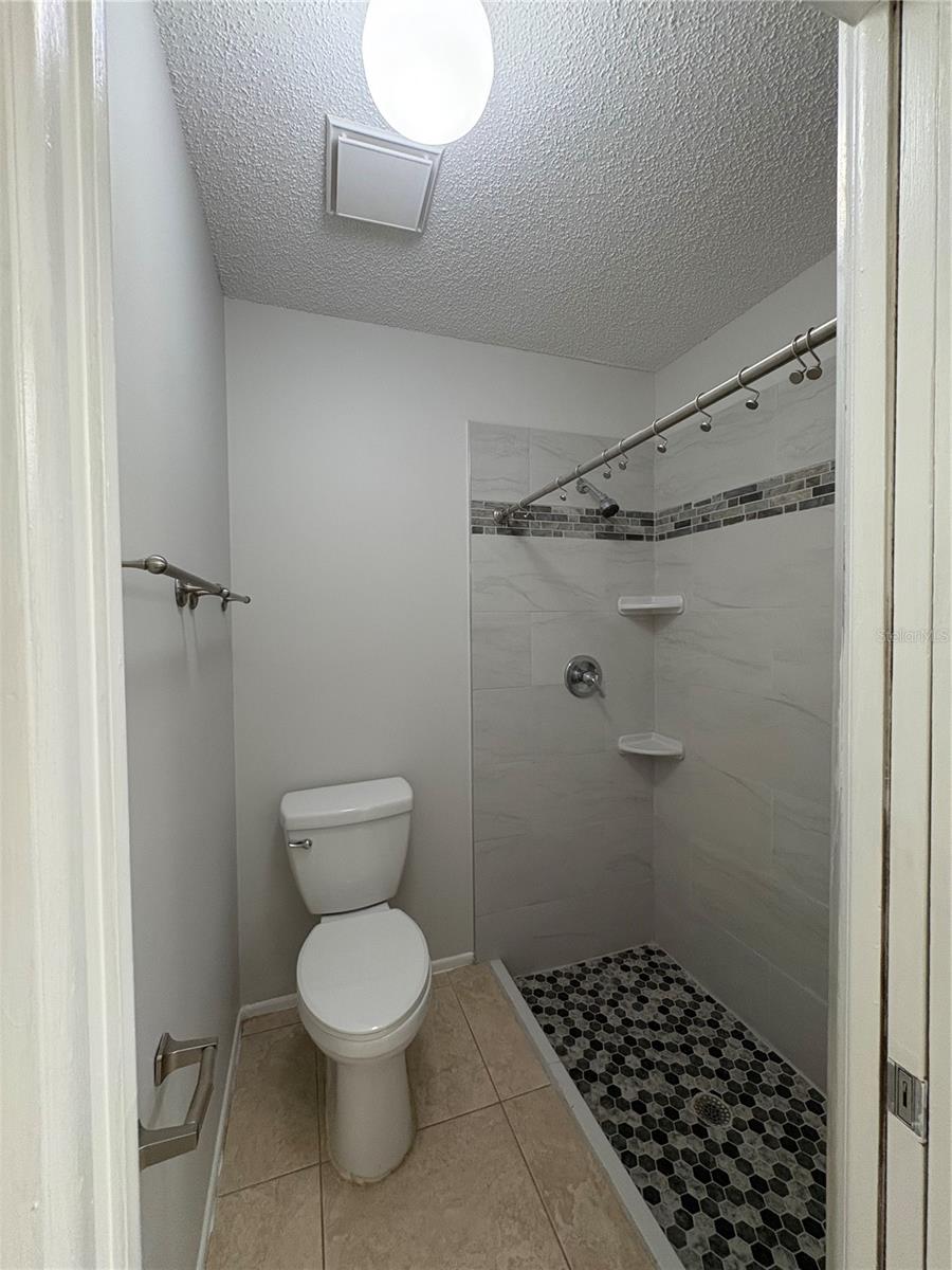 Master Bath Shower/Toilet