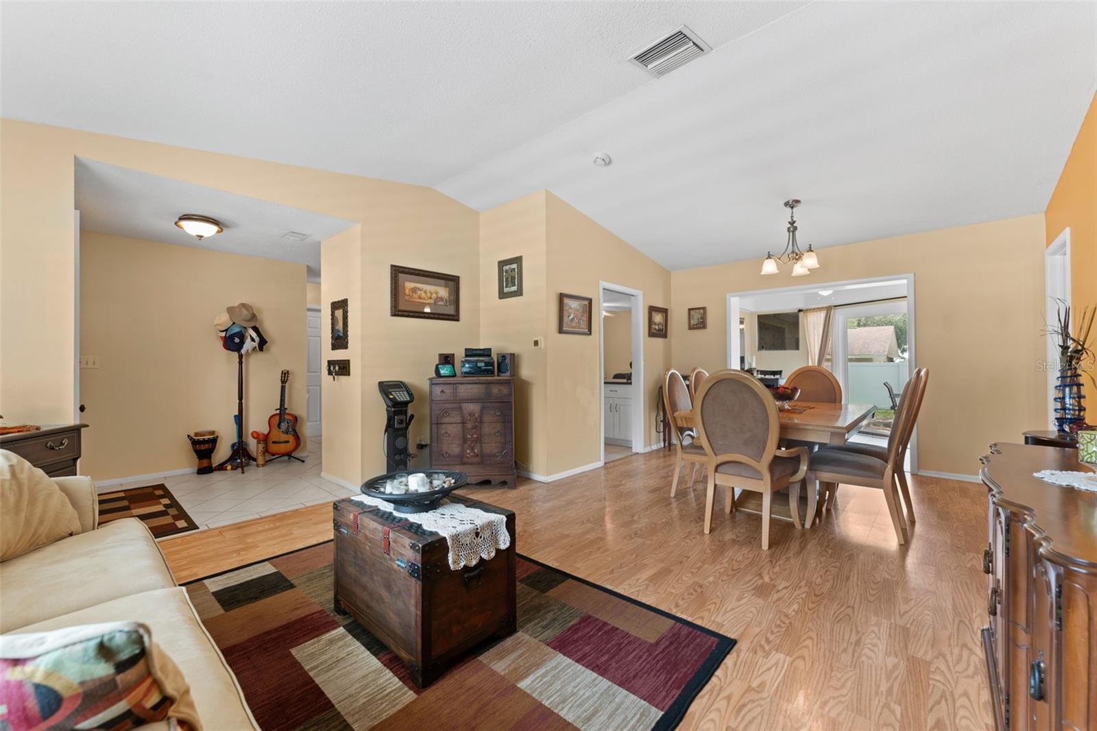 Laminate Floors!