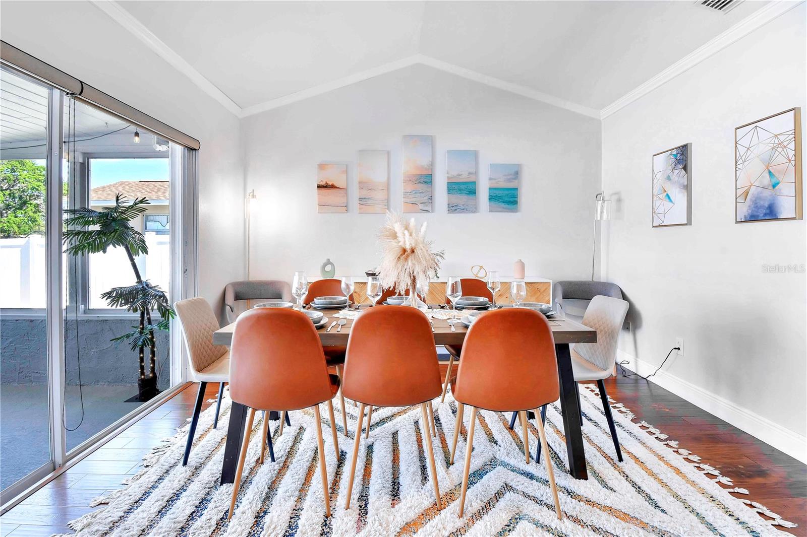 dining room