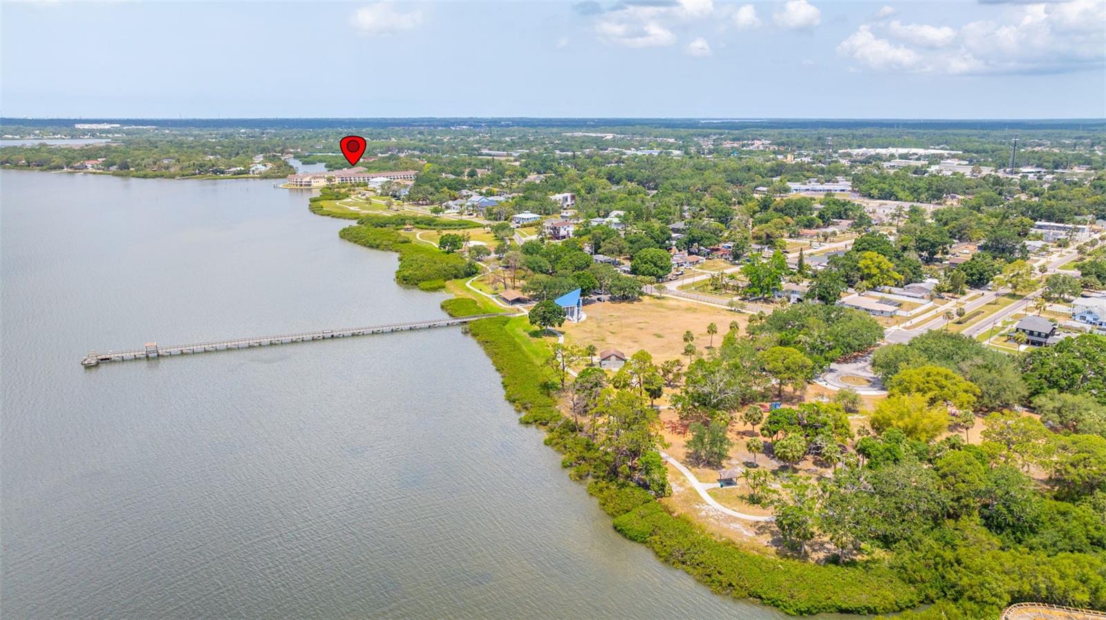 Nearby water front parks and trails