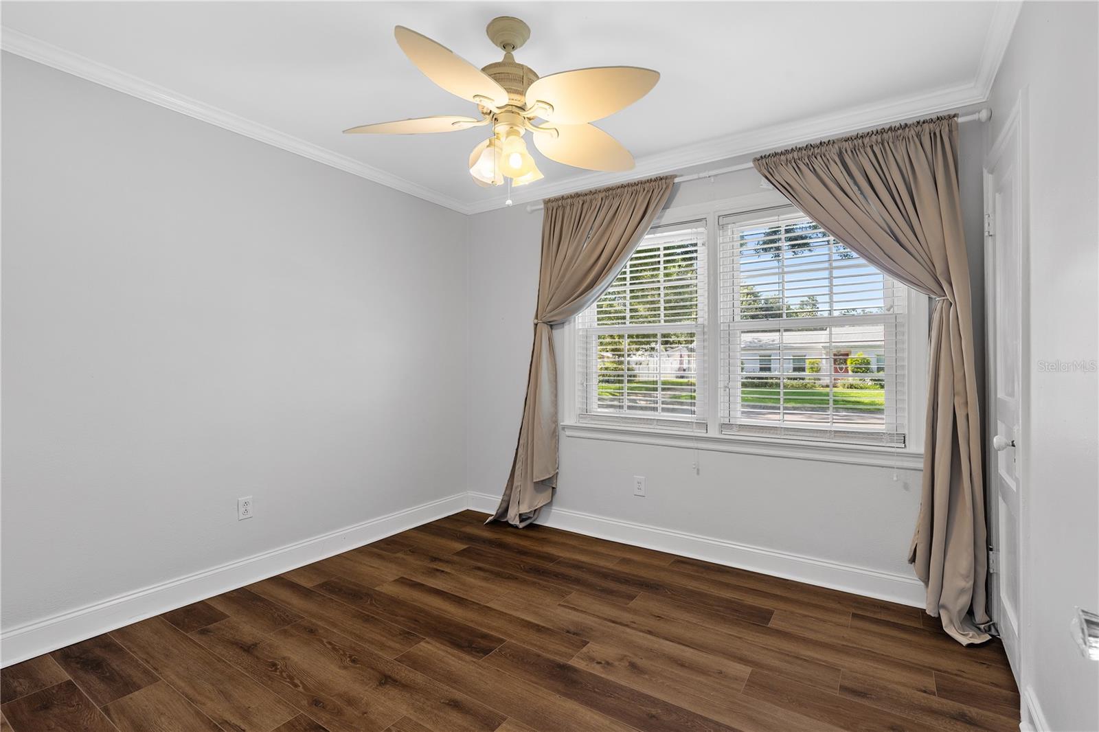 VIRTUALLY STAGED -