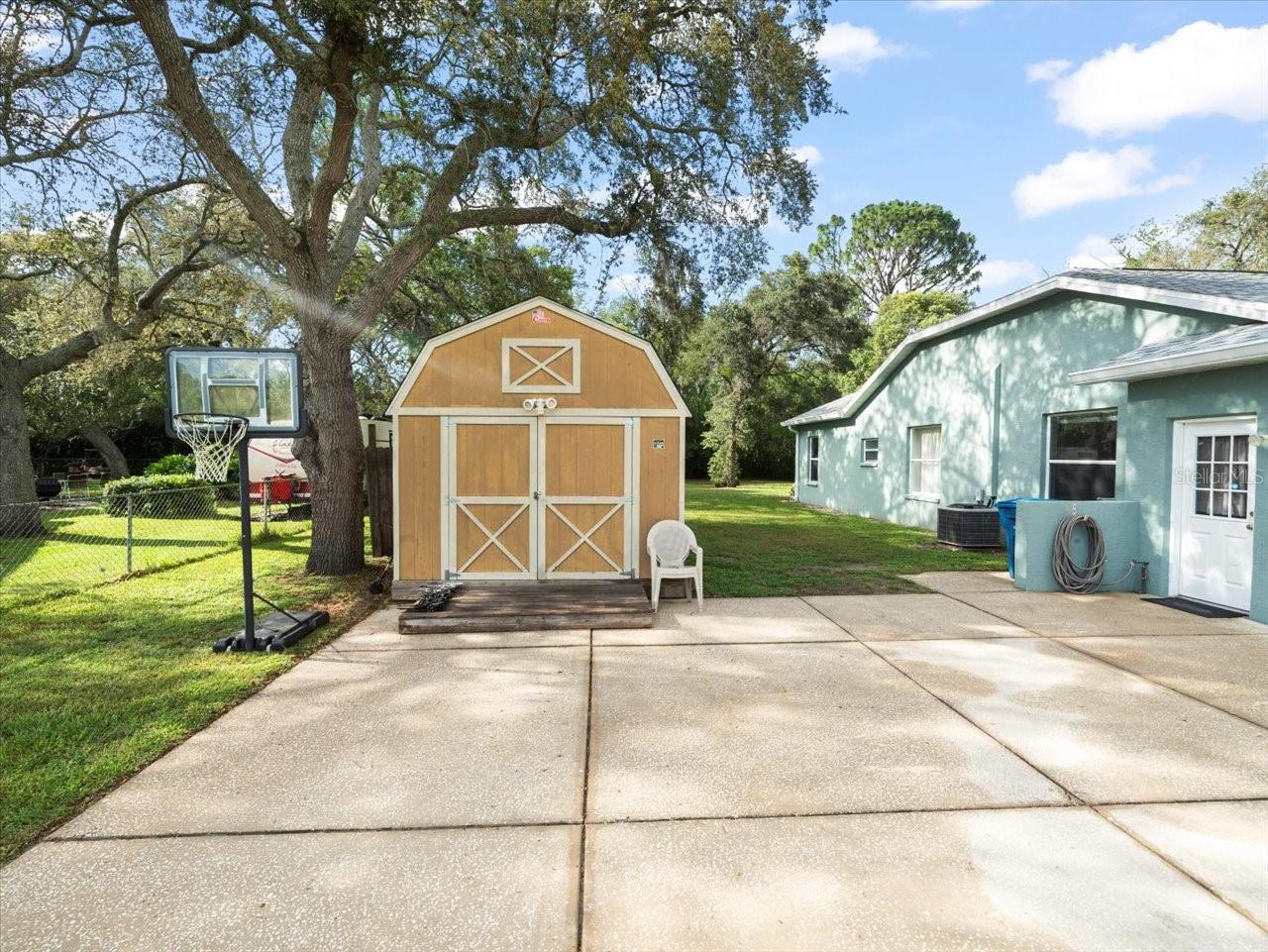 Shed