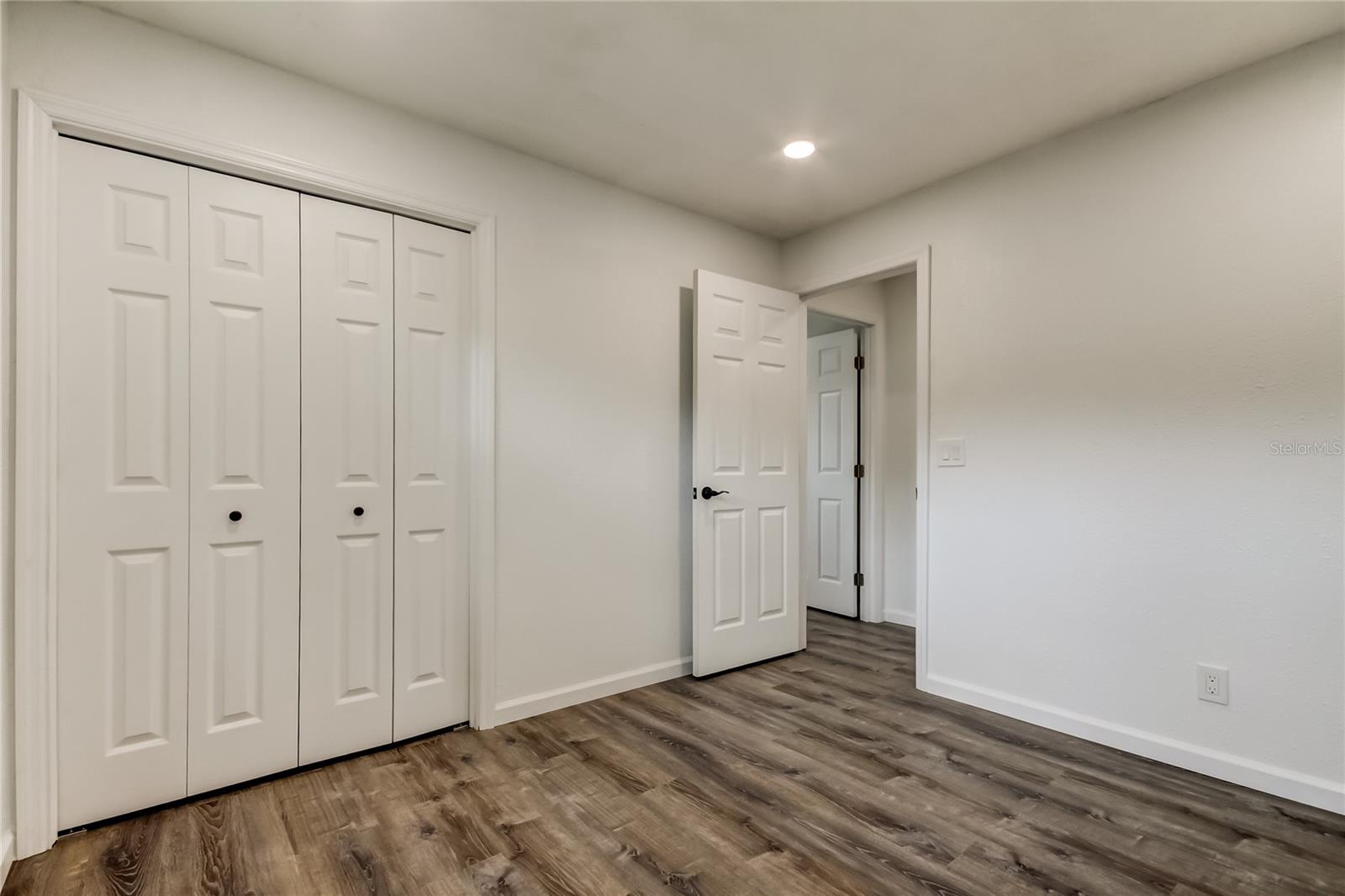 3rd Br closets