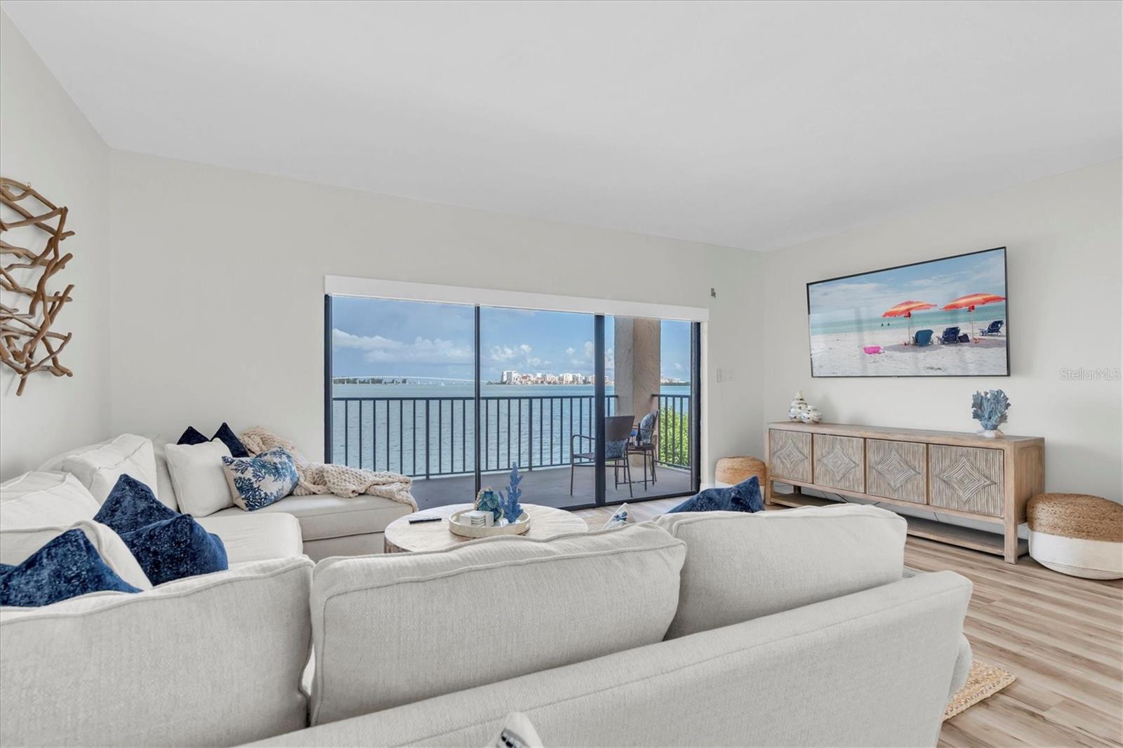 LIVING ROOM OVERLOOKING THE INTRACOASTAL