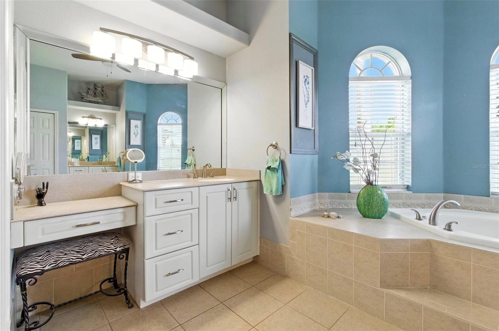 Primary Bedroom bathroom