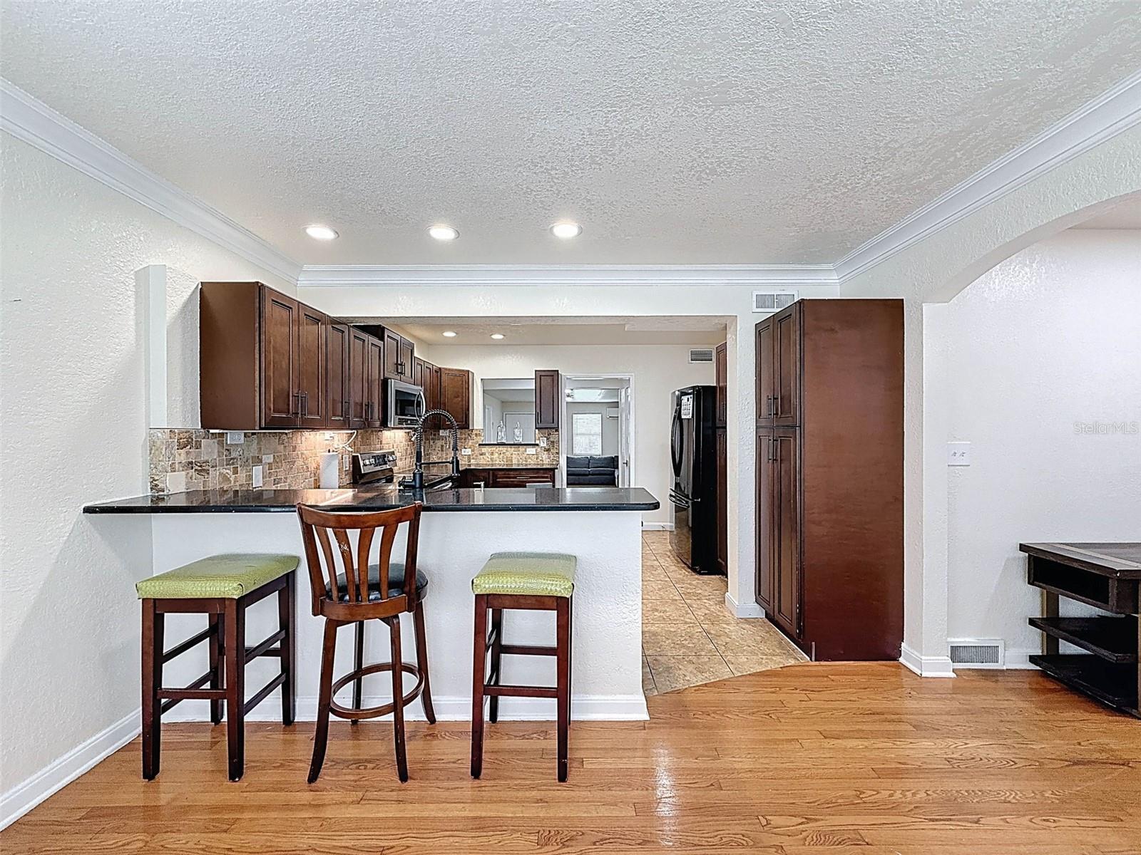 Dining/Kitchen