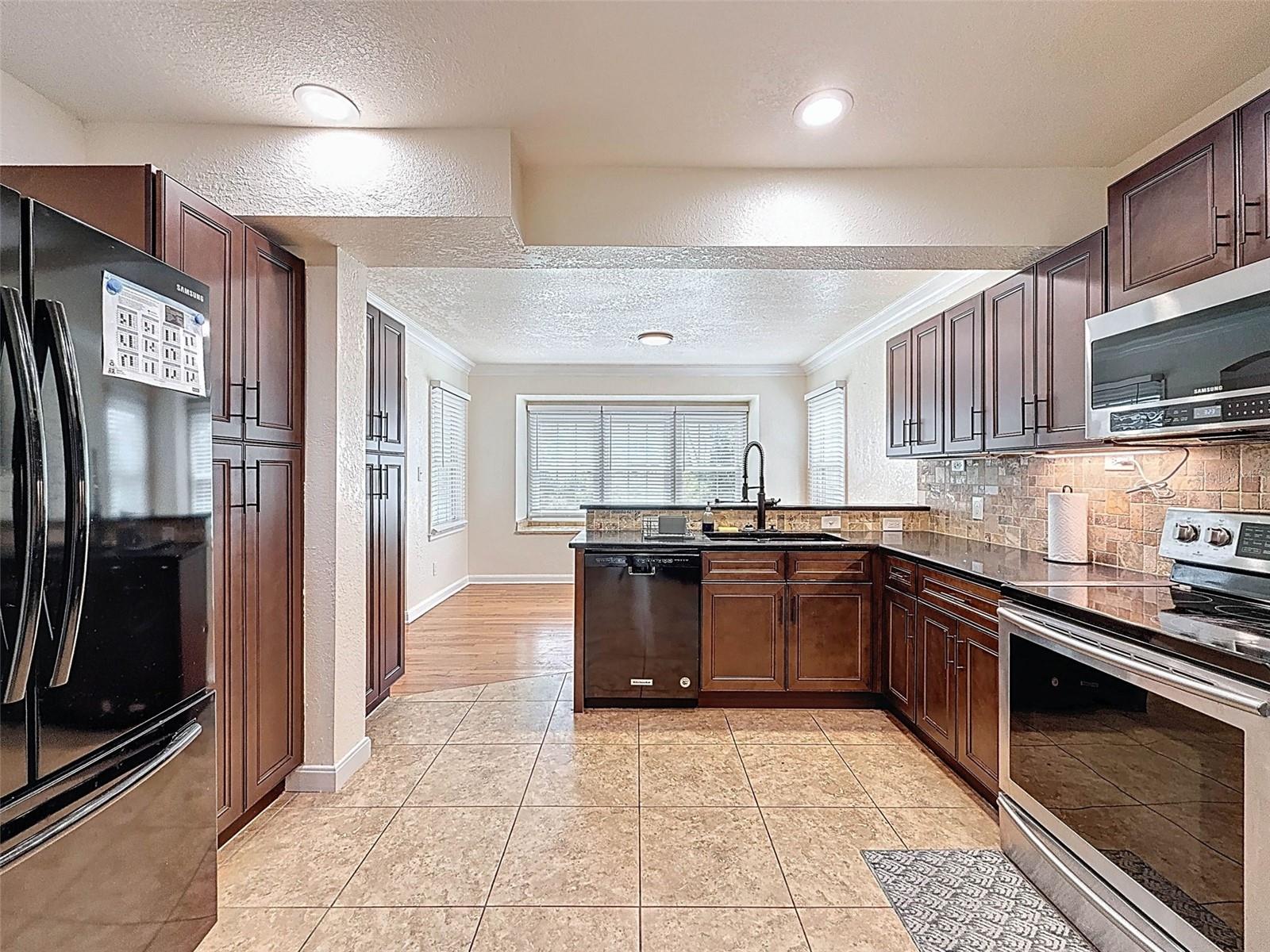 Side Kitchen view