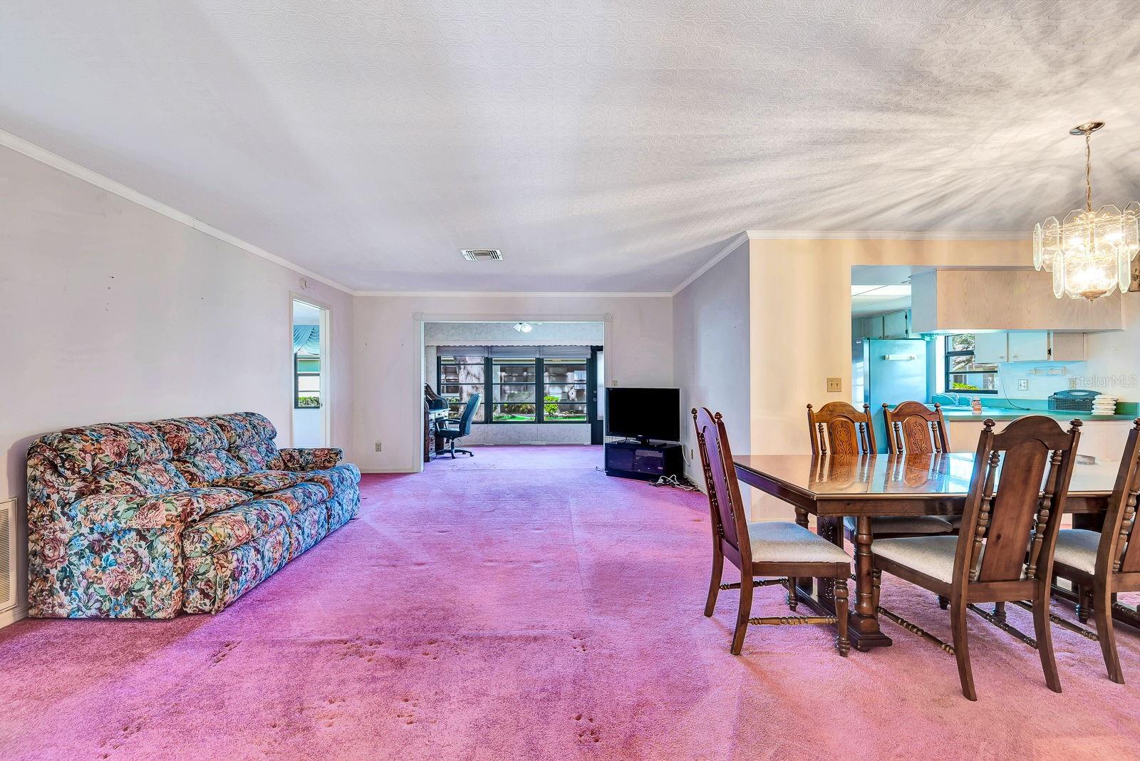 Dinning Room/Living Room