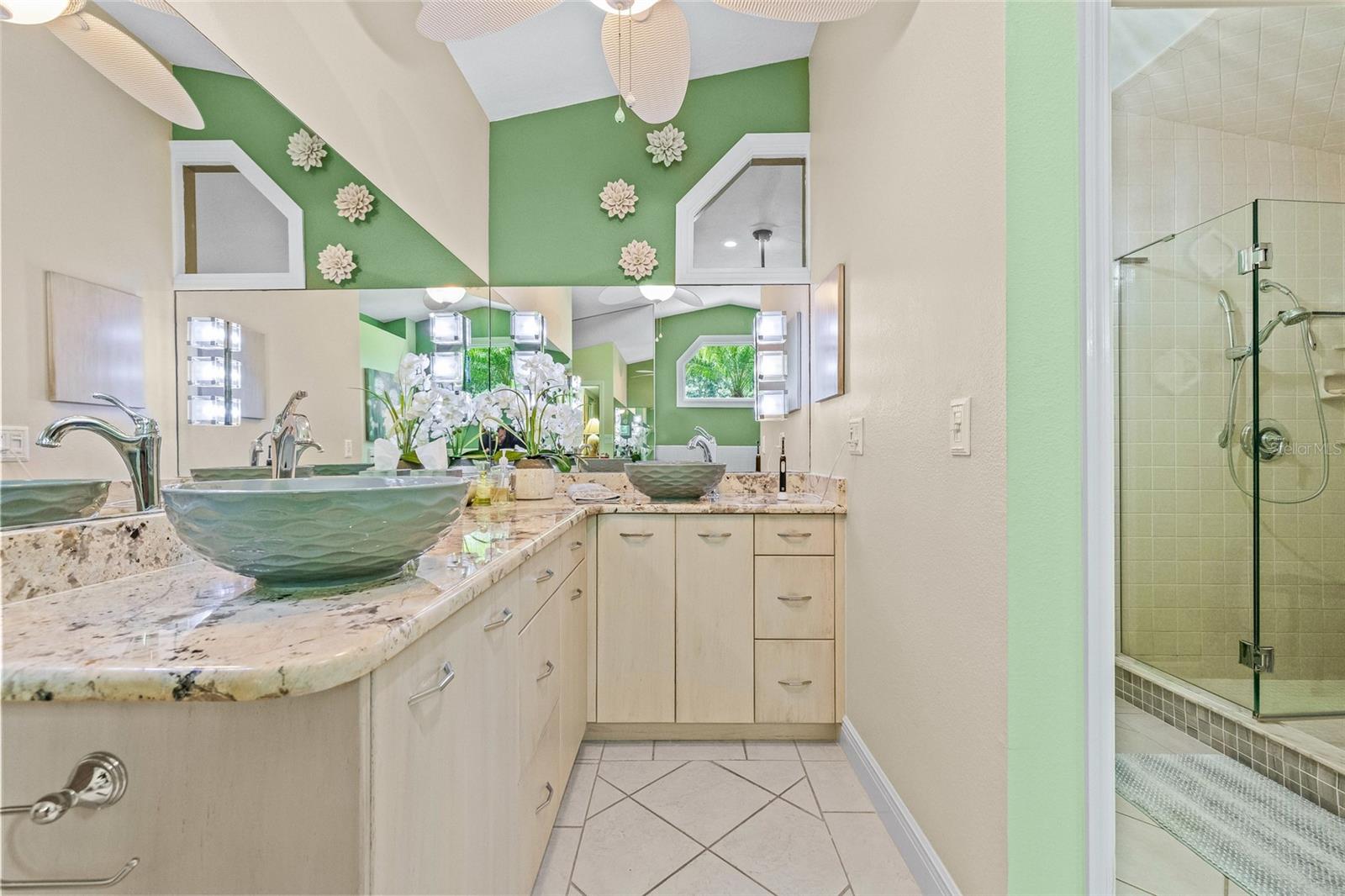 Separate step-in shower with privacy.