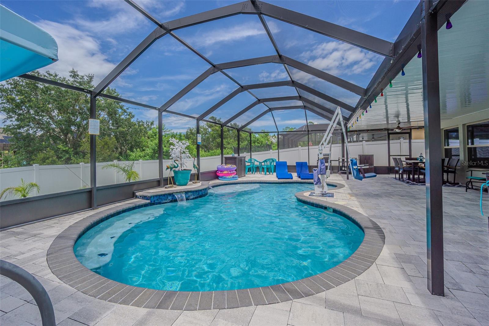 Private pool