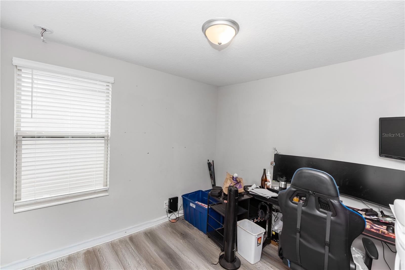 Guest bedroom #1