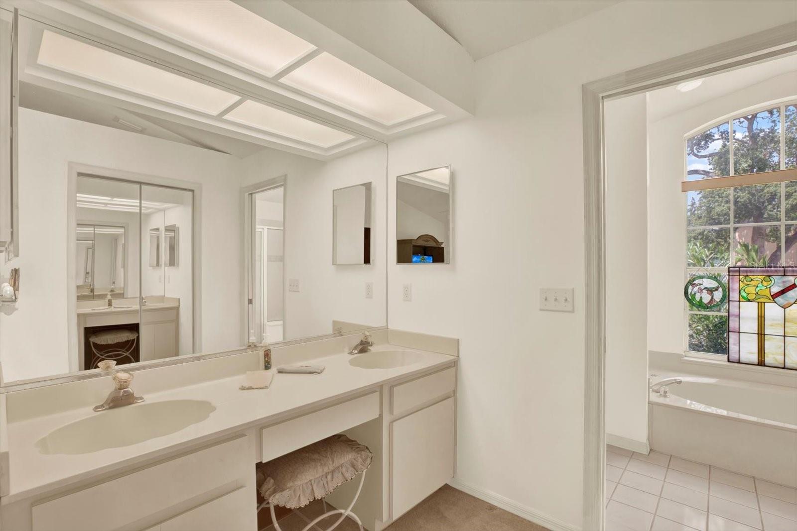 Dual Sinks and separate Vanity Space