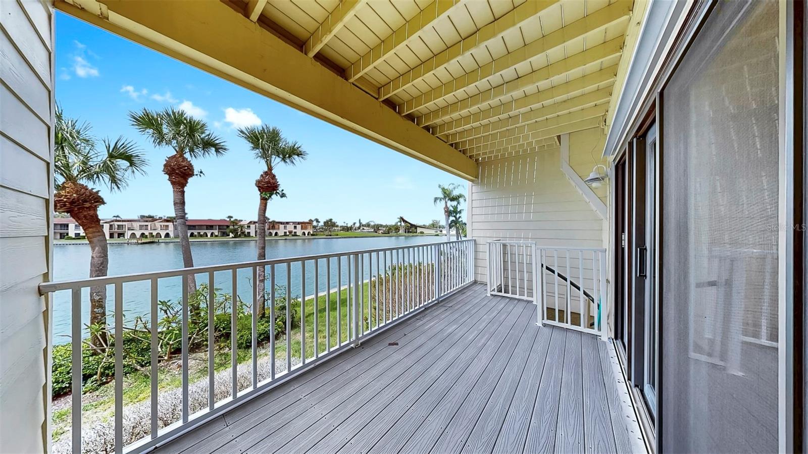 2nd Floor Balcony