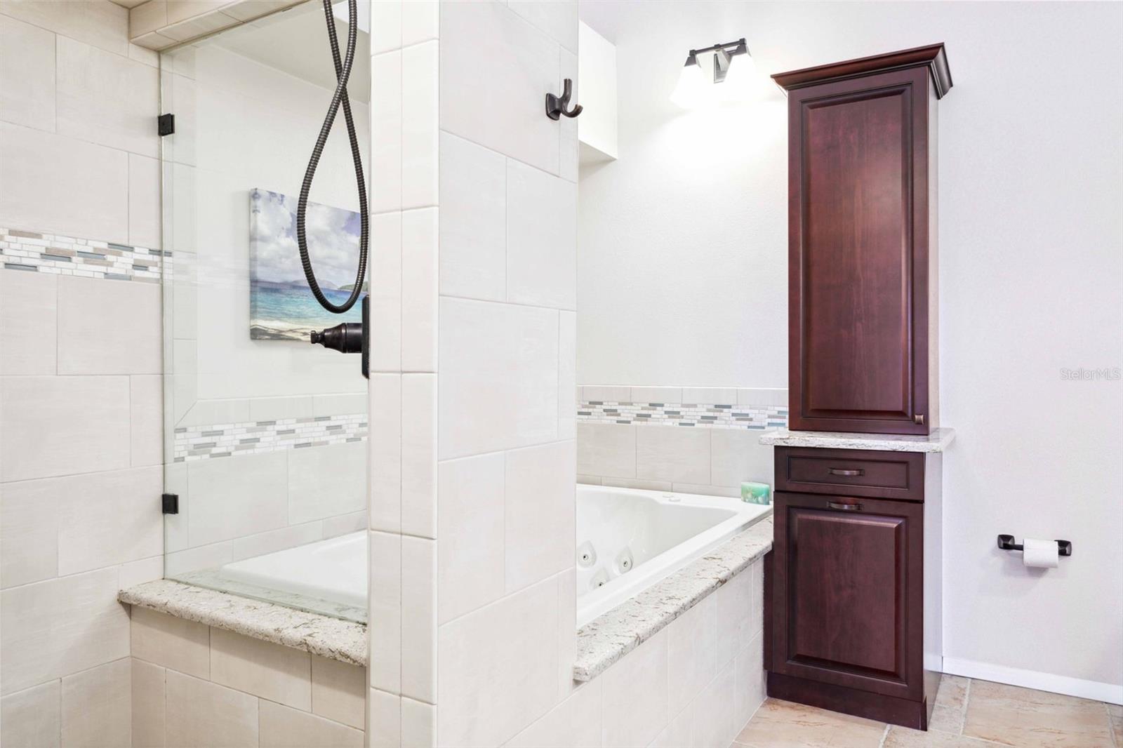 Owners' EnSuite Bathroom