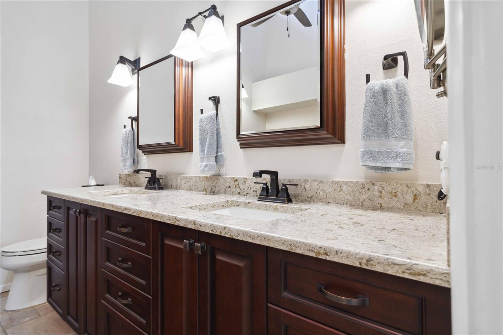 Owners' EnSuite Bathroom
