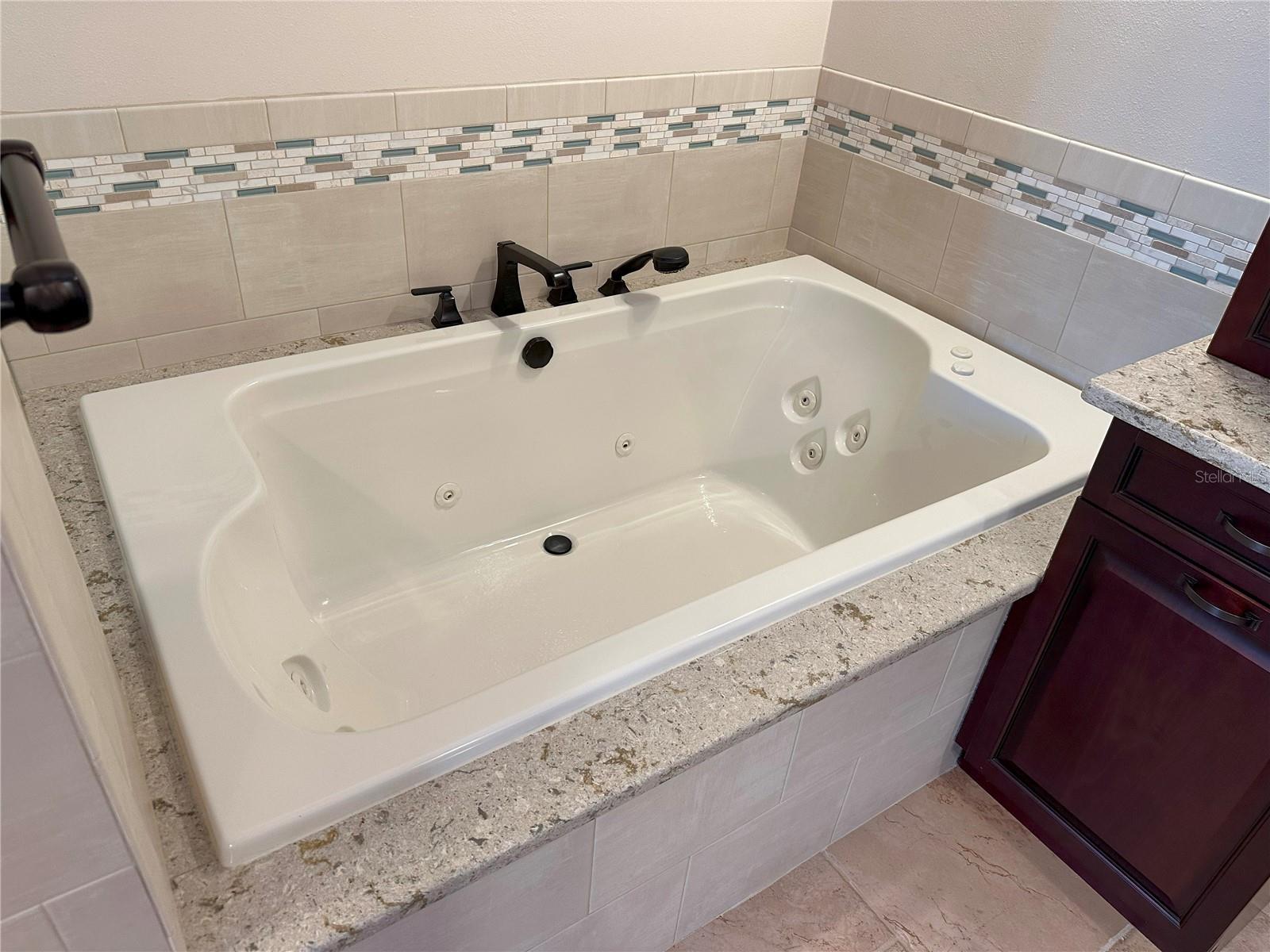 Owners' EnSuite Bathroom