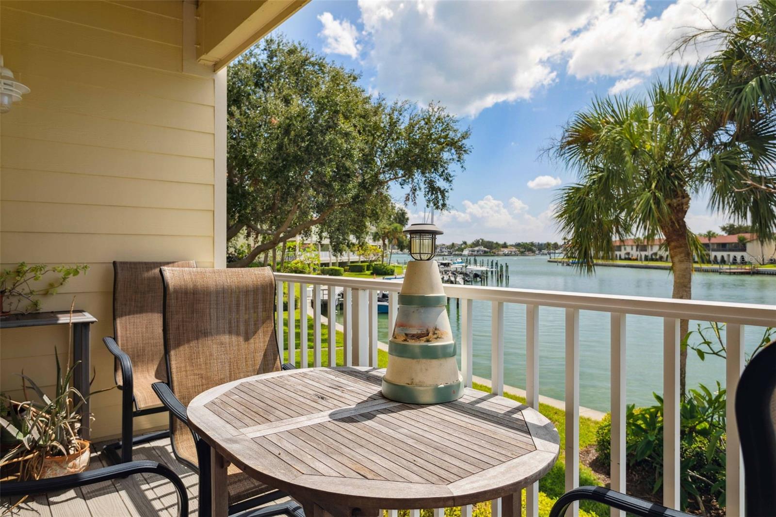 2nd Floor Balcony