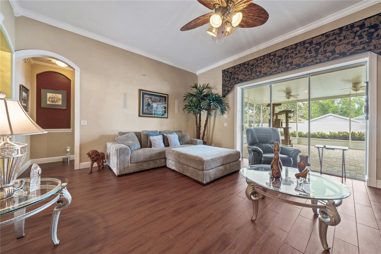 Spacious Family Room