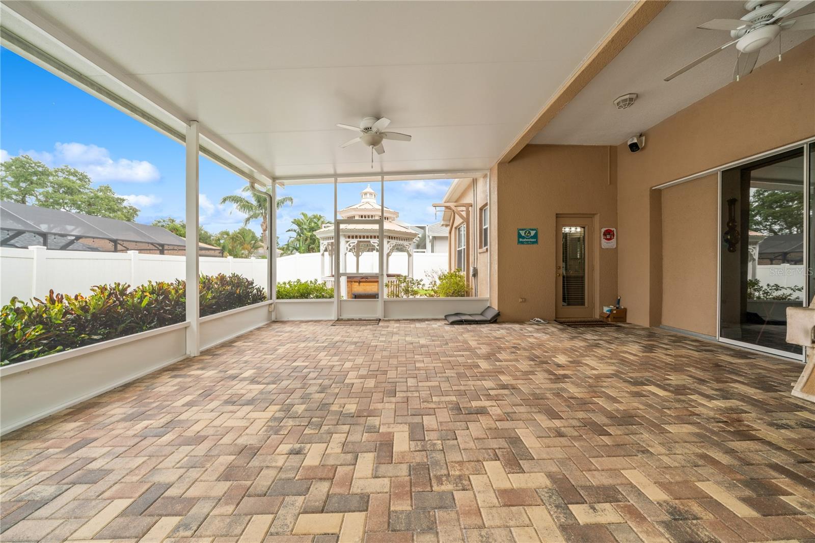 Expansive Paver covered Lanai