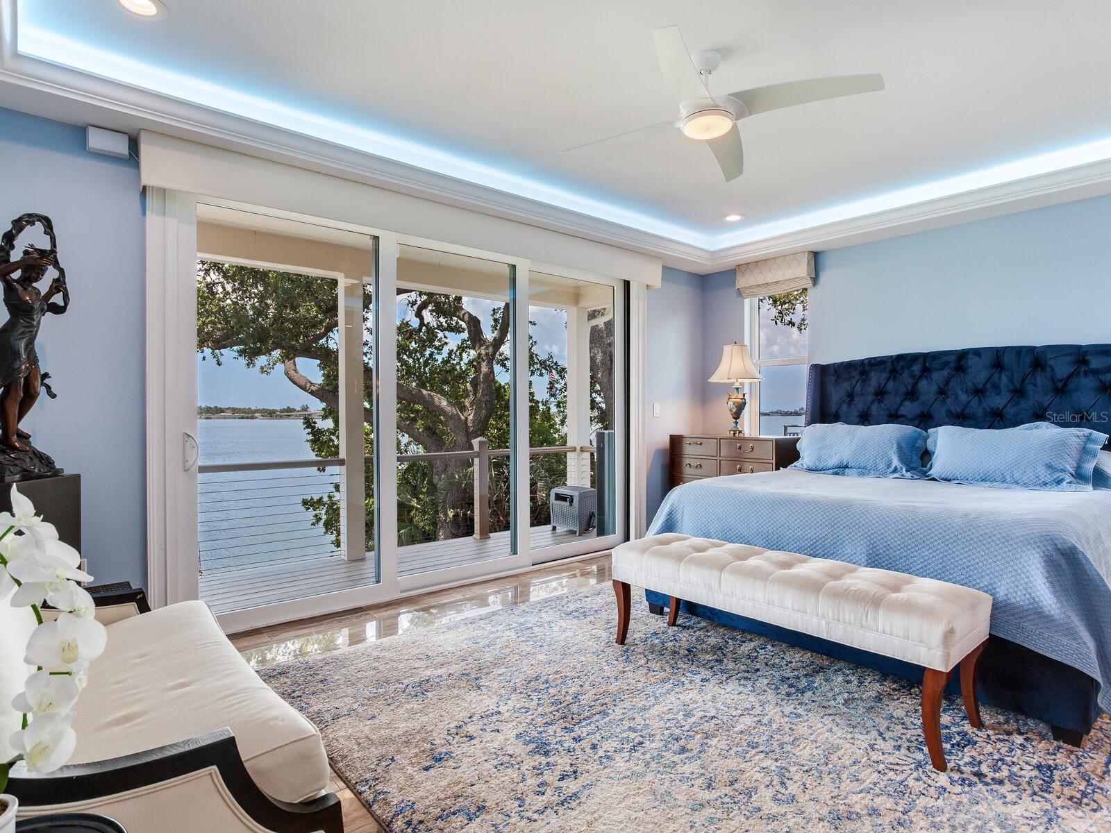 Waterfront King Size Primary Suite