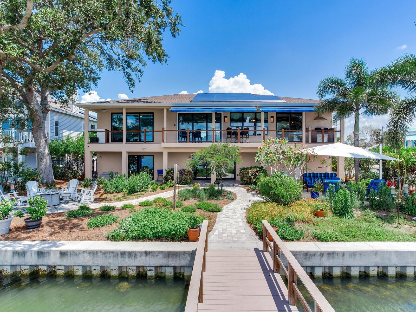 Waterfront Backyard Florida Living