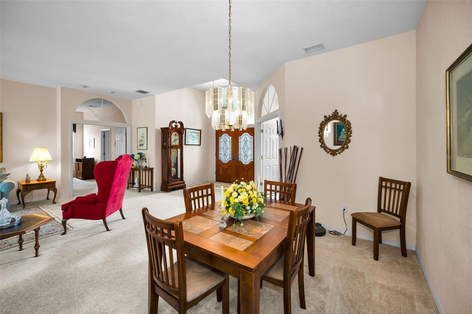 Dining Room/Foyer/Living room