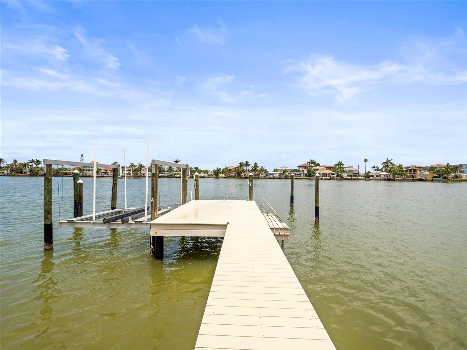 Dock (2022)