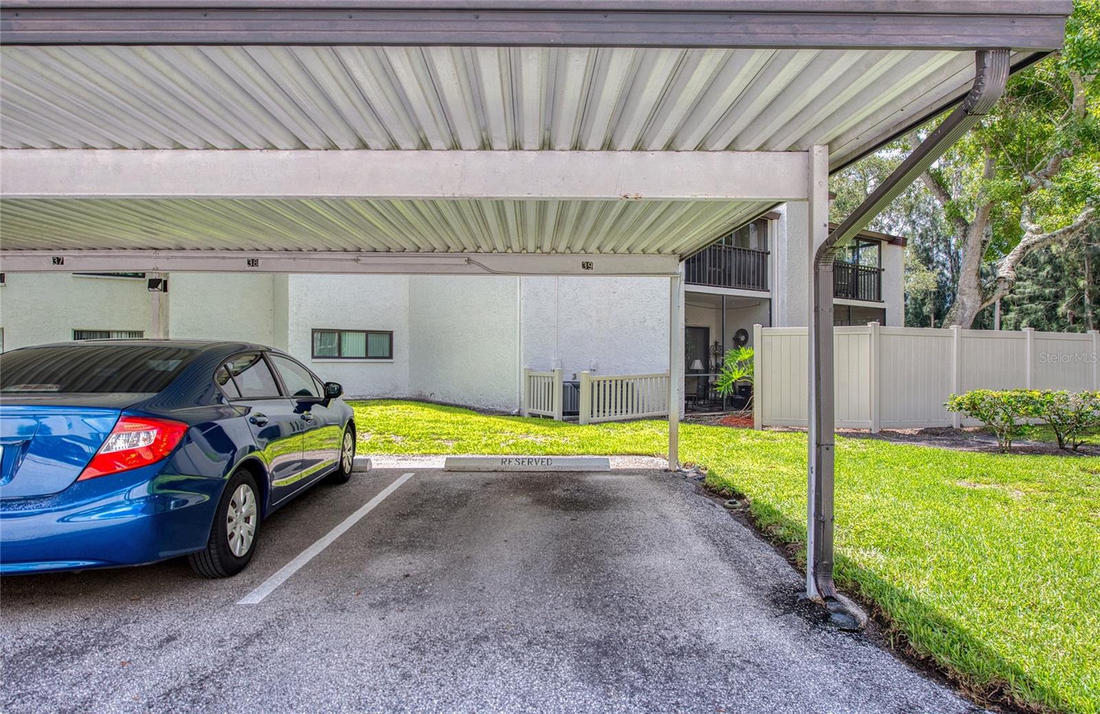 parking right in front of building space 39