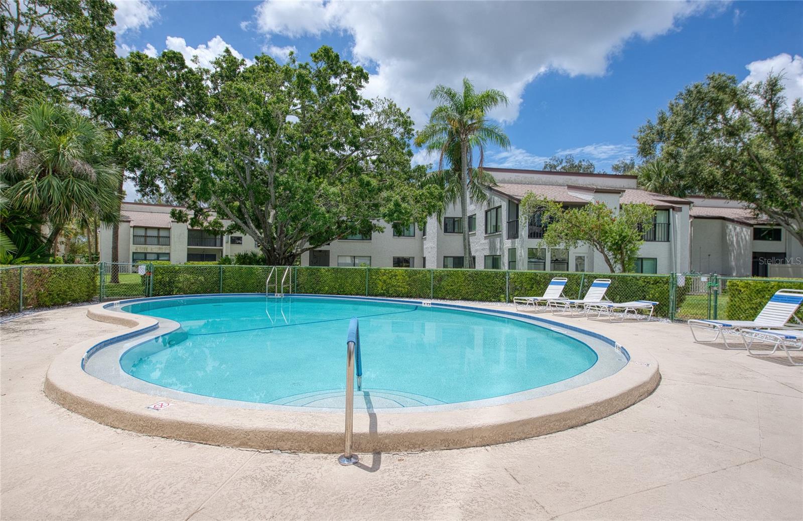BEAUTIFUL POOL AND DECK AREA