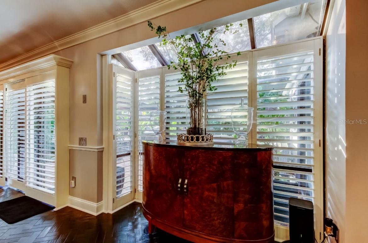 Breakfast nook