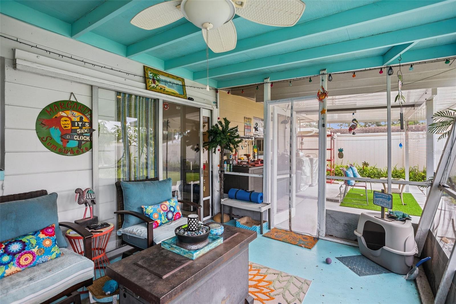 screened lanai