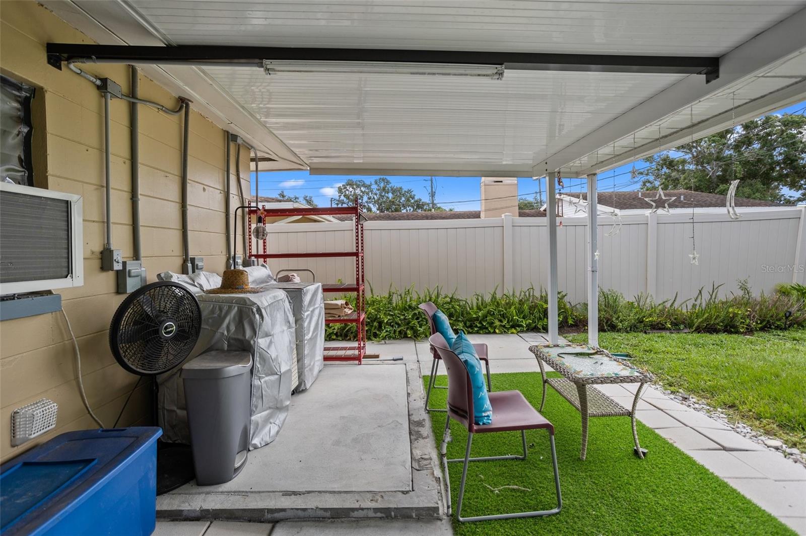 covered porch with w/d