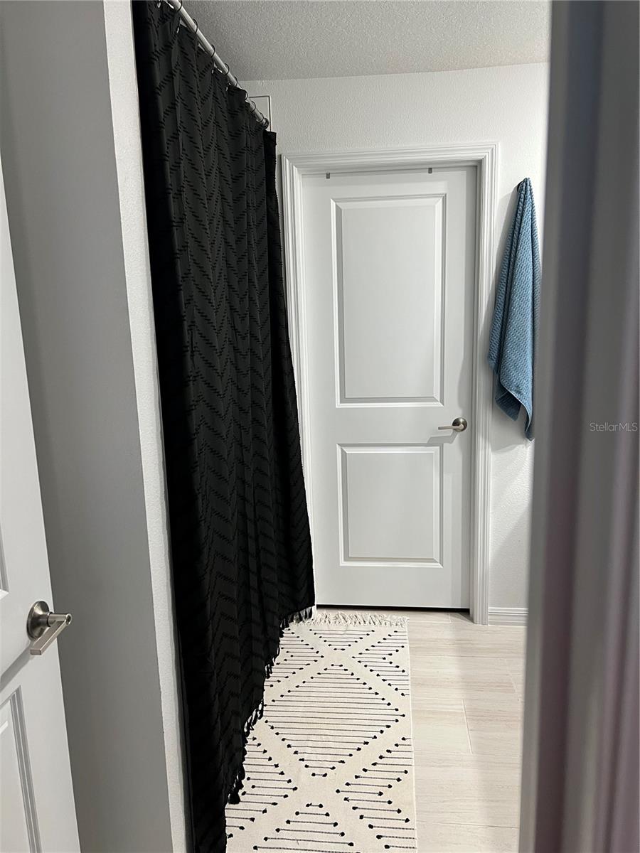 W7876896