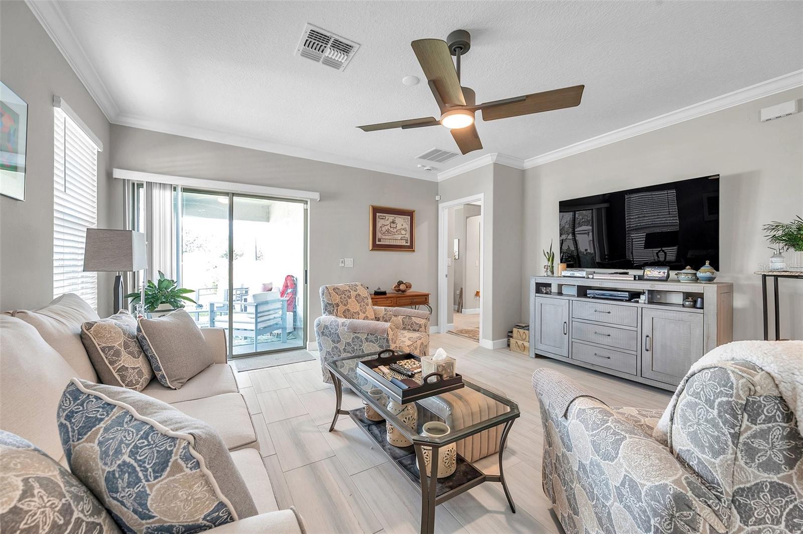 Nice view of the covered patio right off the living room