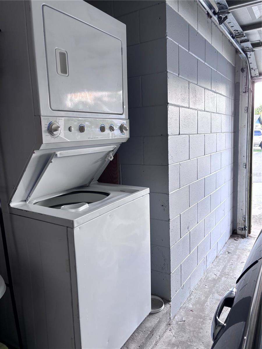 Washer/Dryer