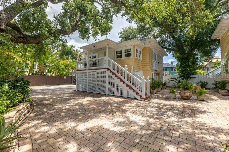 Carriage House