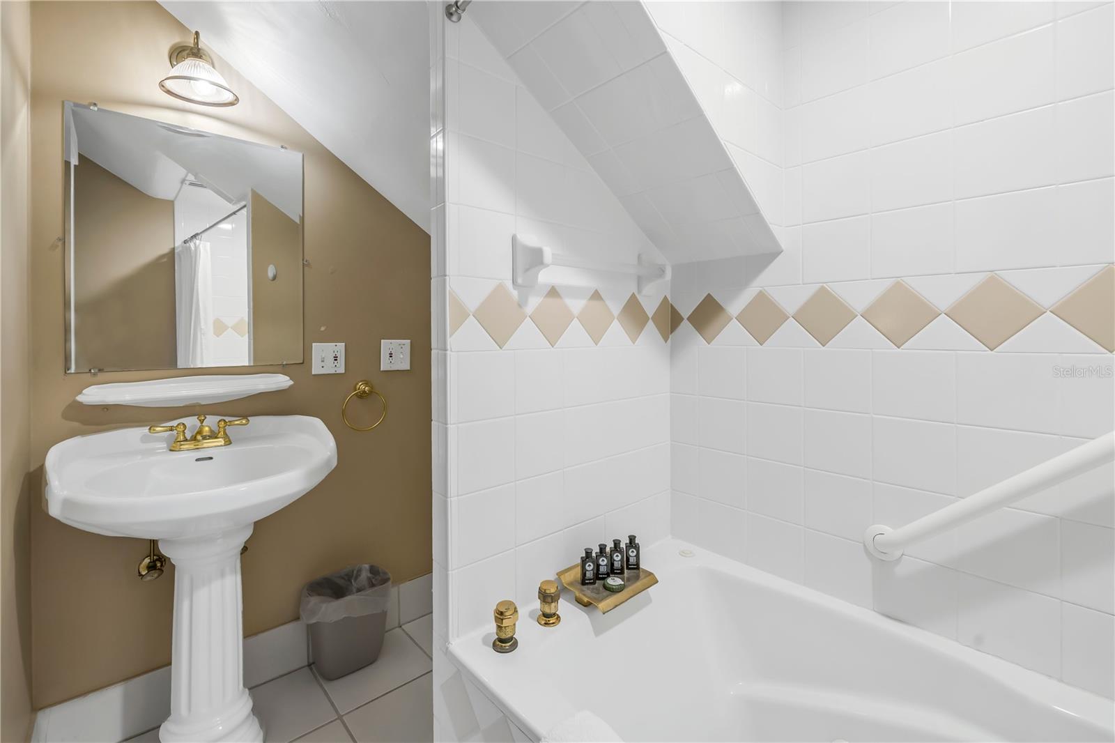 Bonus Room Bath