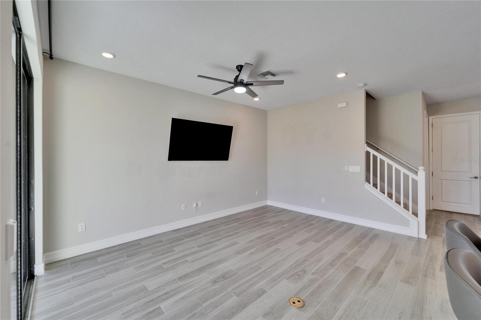 G5099033