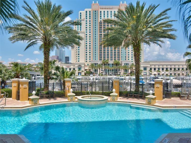 Parkcrest Pool & Hot Tub