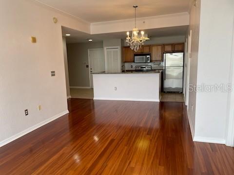 Living Room/Dining