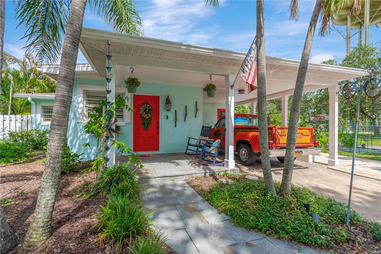 Tropical Landscaping