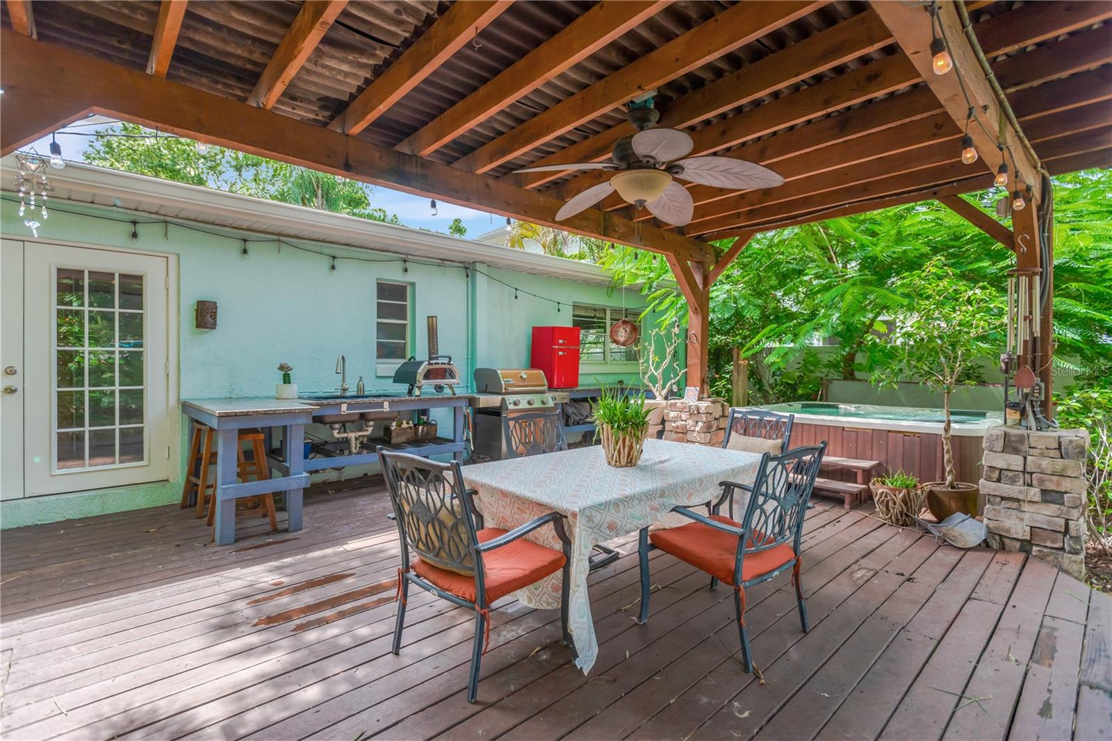 Pergola Provides Fun Without Too Much Sun
