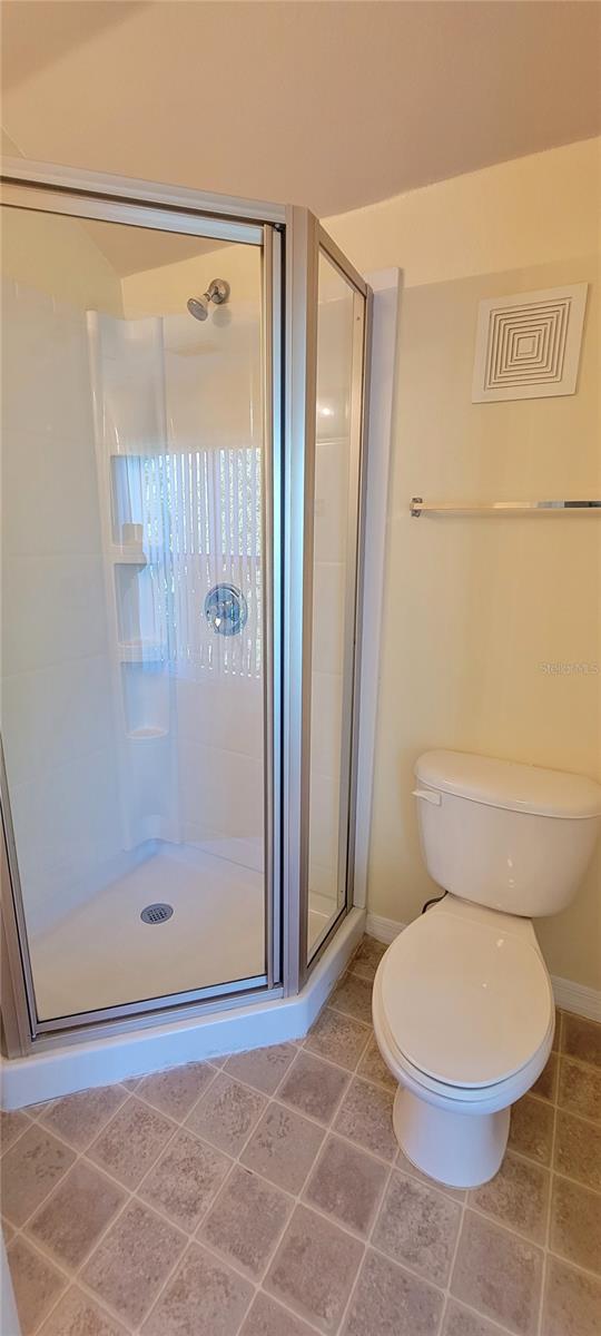 Loft - 3rd full bathroom