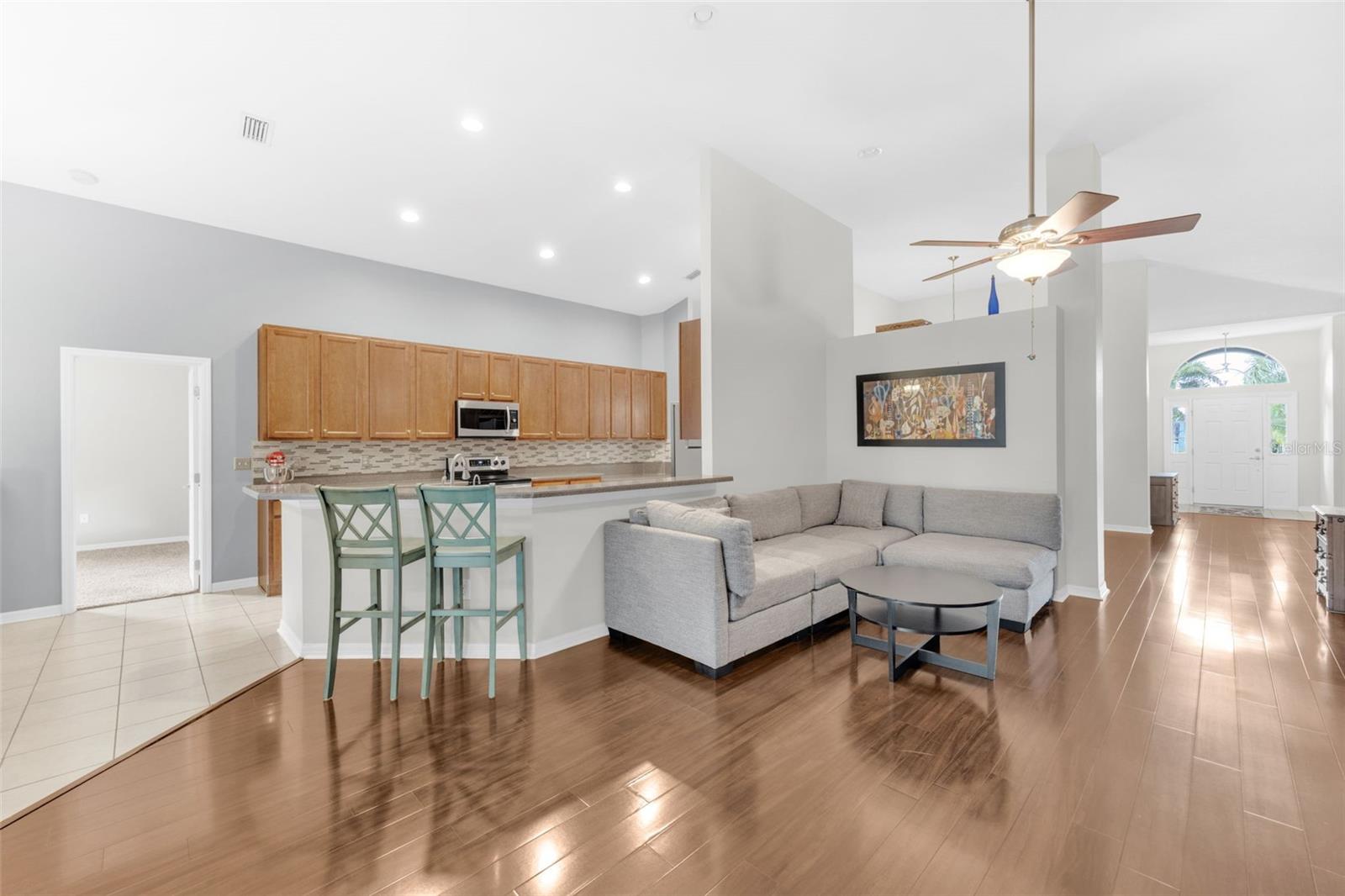 Family/Kitchen