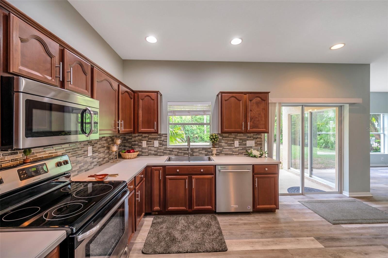 Love this kitchen!