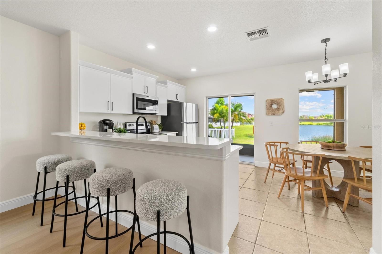 Kitchen Bar