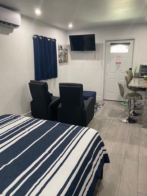 Open Concept Livingroom/Bedroom