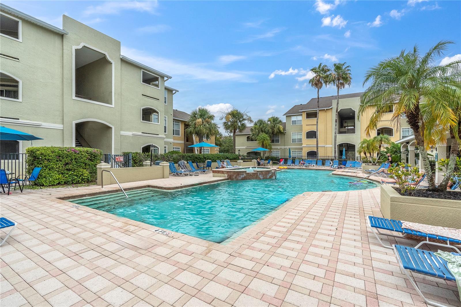 Community pool, so very inviting!