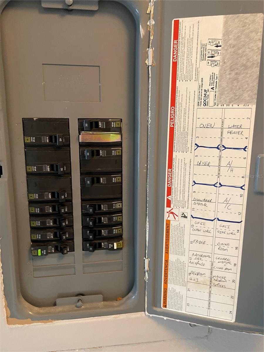 TB8402669