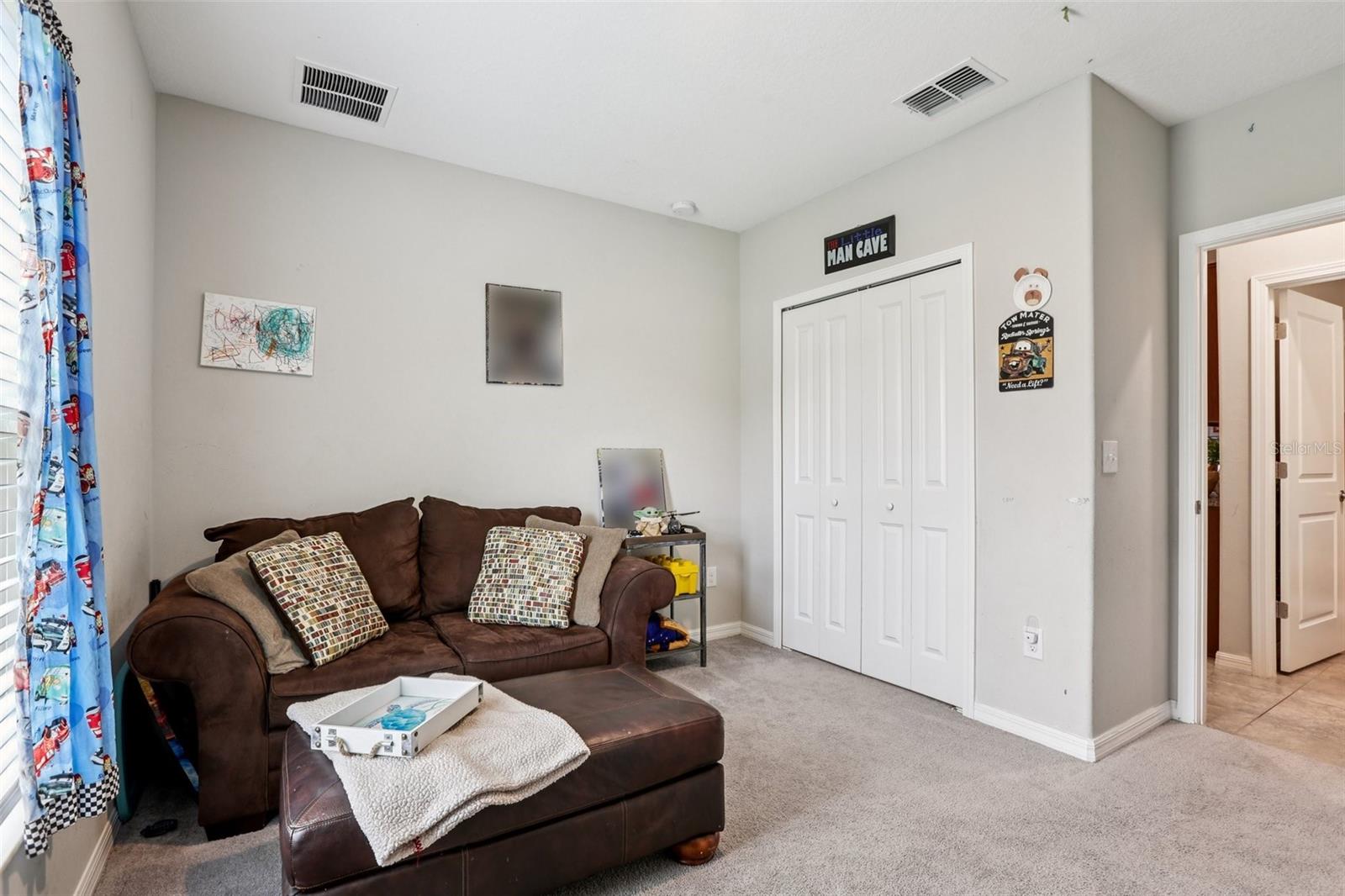 1st  bedroom main floor